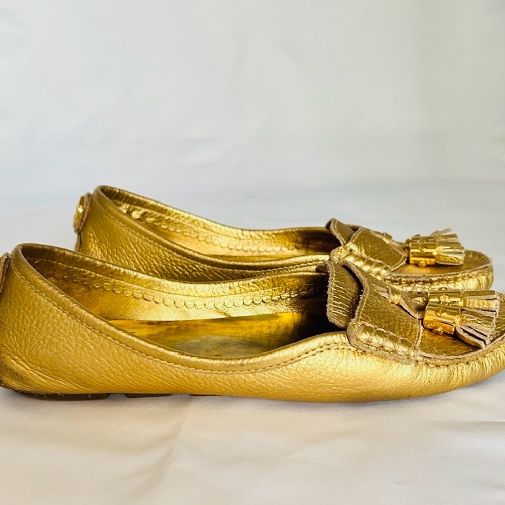 Tory Burch Lawrence Gold Leather Tassel Loafers | Size 8.5 | Fair Condition - Picture 4 of 6